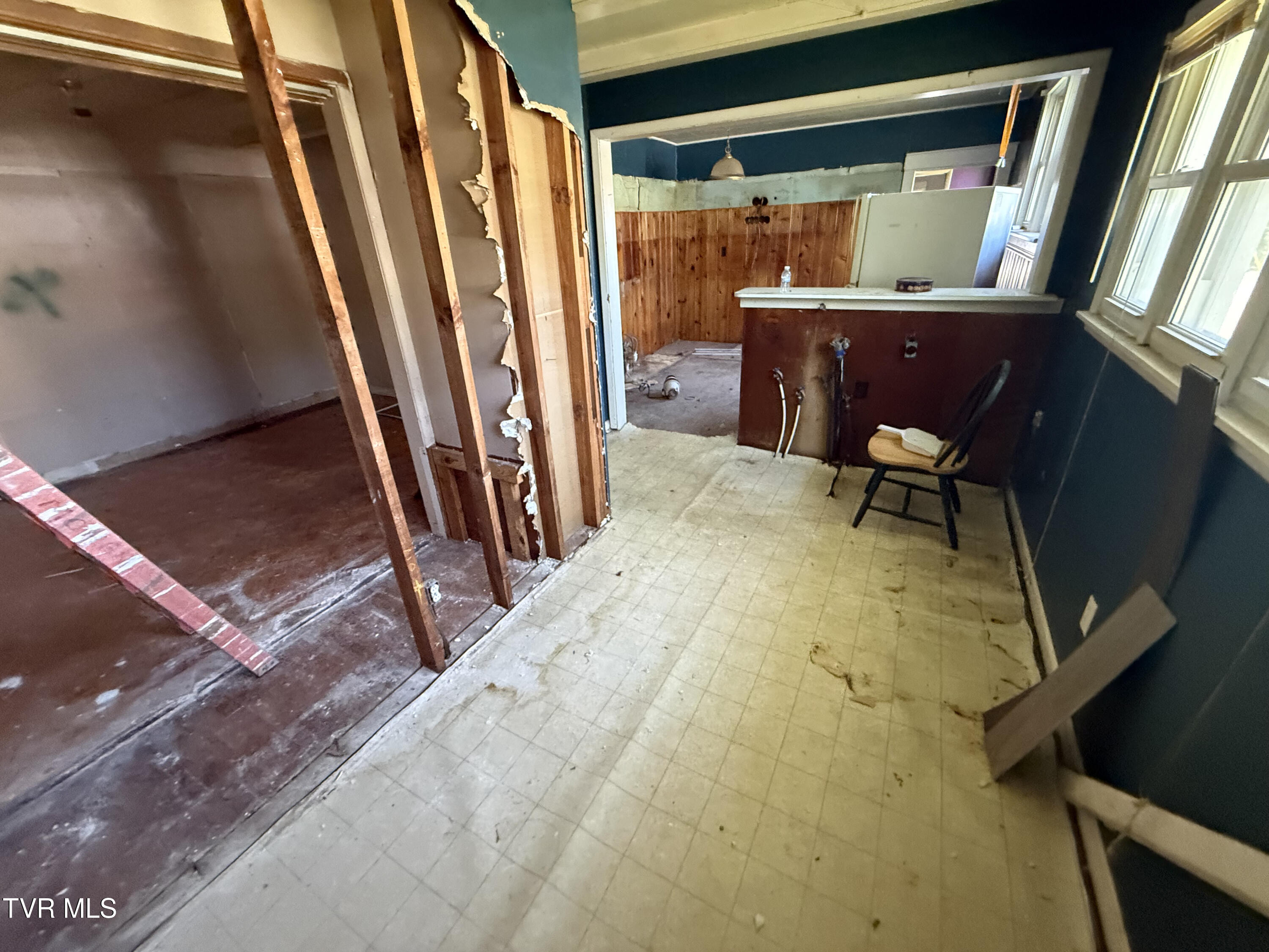 656 North Main Avenue Erwin, TN 37650 - Photo 5 of 11 656 N Main Kitchen