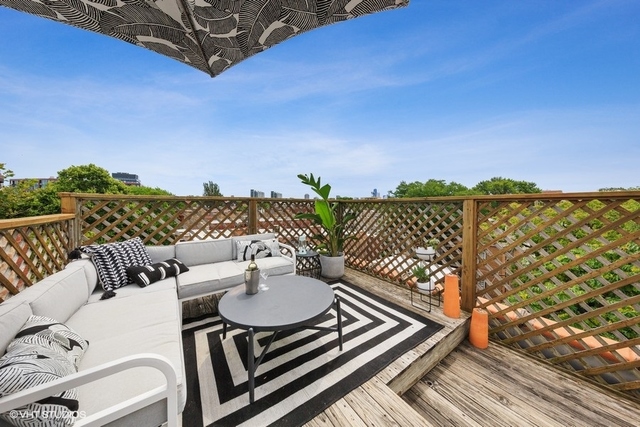 1049 West Altgeld Street, Unit 3A Chicago, IL 60614 - Photo 18 of 18 a view of balcony with furniture