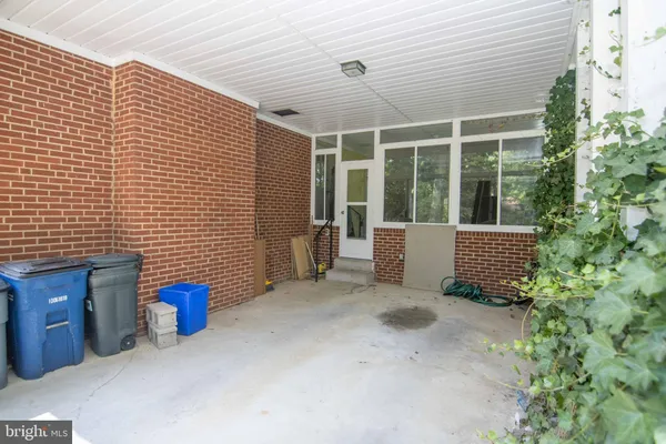 $3,250 | 2205 Parker Avenue, Silver Spring, MD 20902