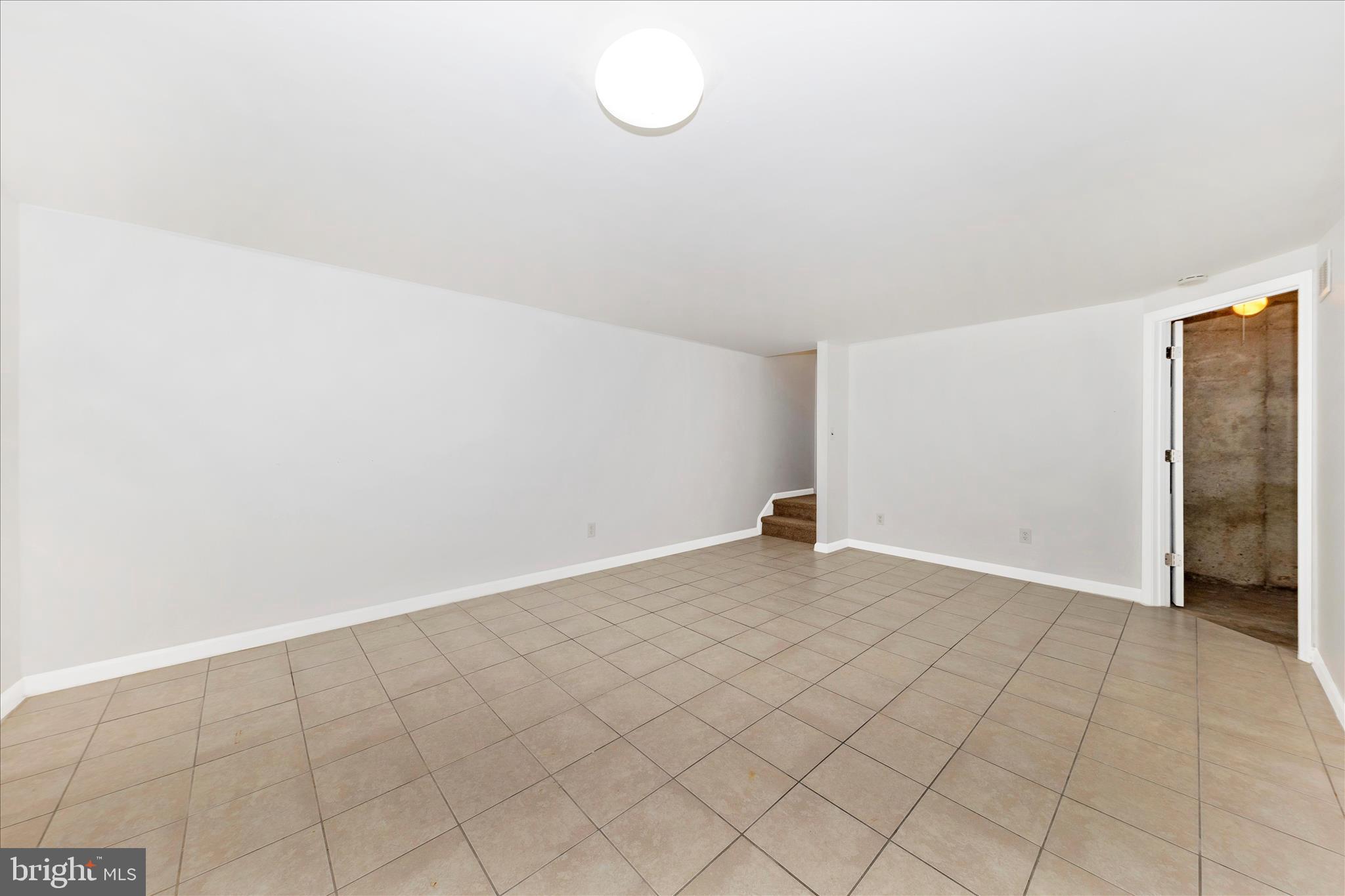 9989 Ridgeline Drive Montgomery Village, MD 20886 - Photo 22 of 26