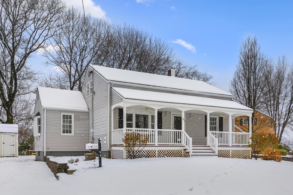 94 Benjamin Road Marlborough, MA 01752 - Photo 2 of 12 Gallery Image 2