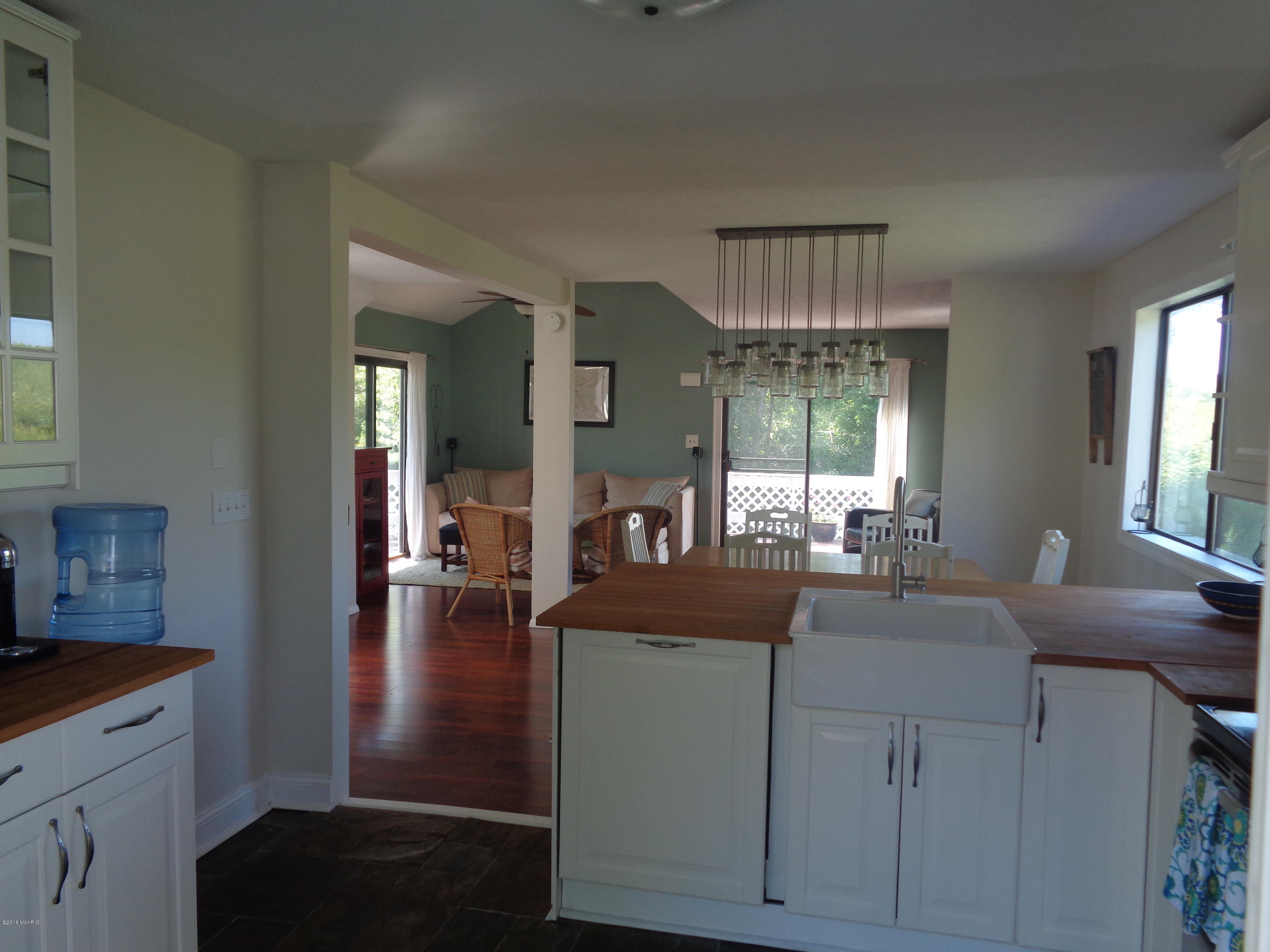 8755 Highland Road Watervliet, MI 49098 - Photo 15 of 34 Open concept main level
