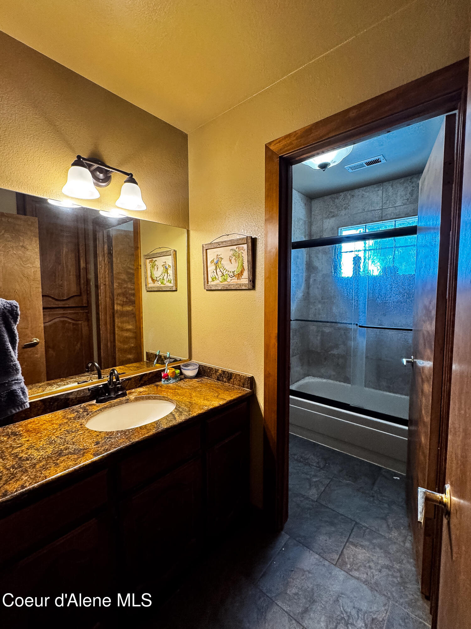 1264 West Garwood Road Rathdrum, ID 83858 - Photo 54 of 69 upstairs bath