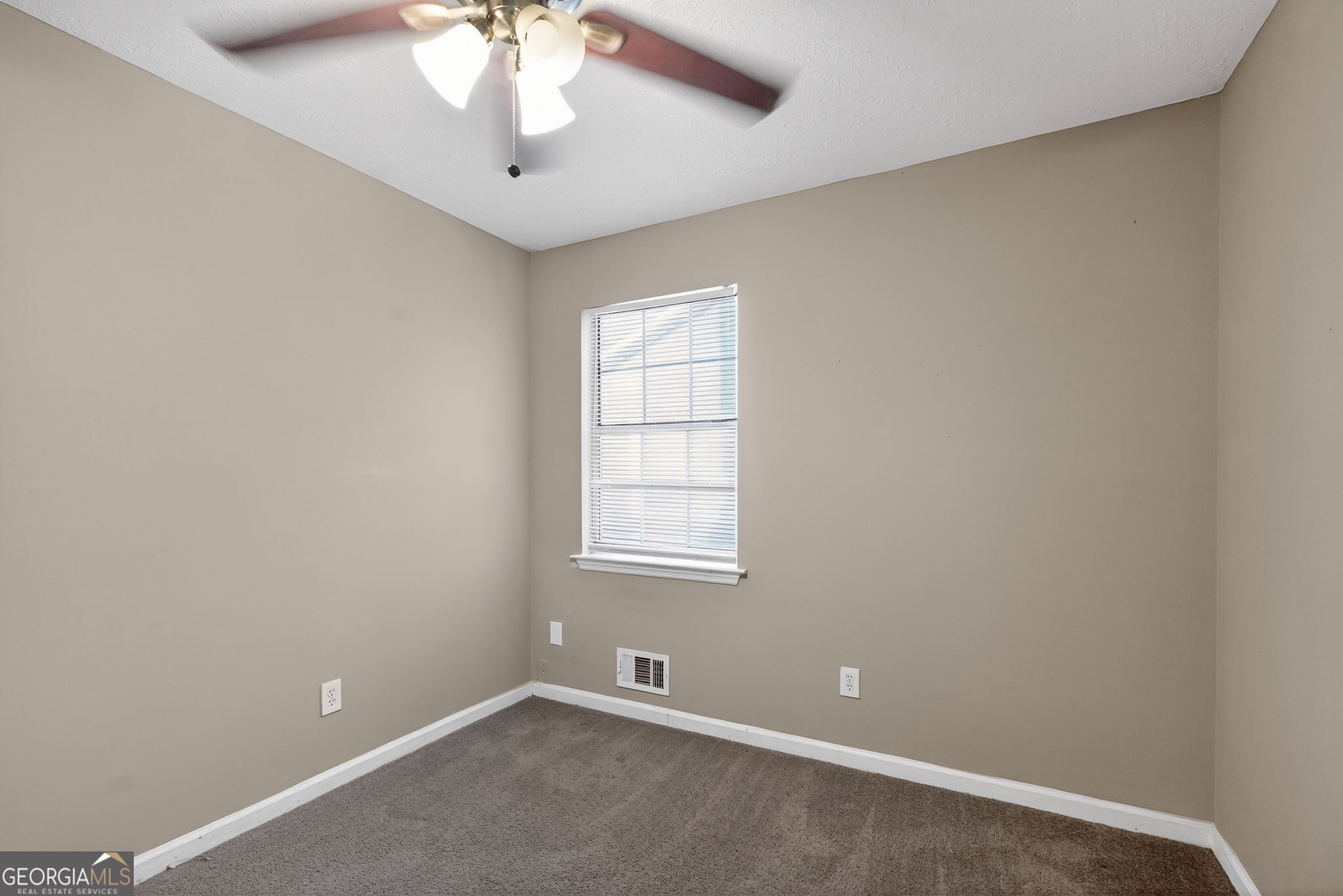 5065 Donnell Way Decatur, GA 30035 - Photo 18 of 33