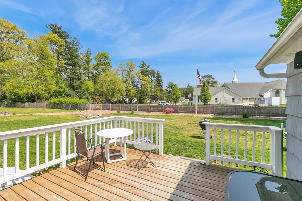 63 Ridgeview Terrace Westfield, MA 01085 - Photo 5 of 28 Gallery Image 5