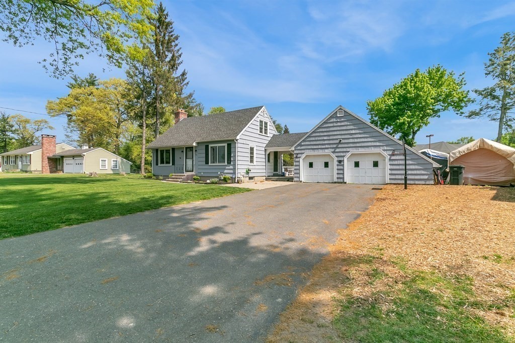 63 Ridgeview Terrace Westfield, MA 01085 - Photo 9 of 28 Gallery Image 9