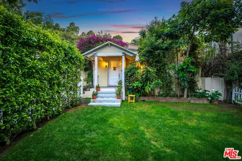 $1,449,000 | 11812 Sunshine Terrace, Studio City, CA 91604