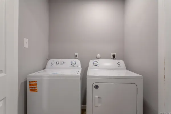 $1,500 | 315 Bundy Street, Unit 2, San Antonio, TX 78220