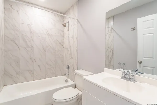 $1,500 | 315 Bundy Street, Unit 2, San Antonio, TX 78220