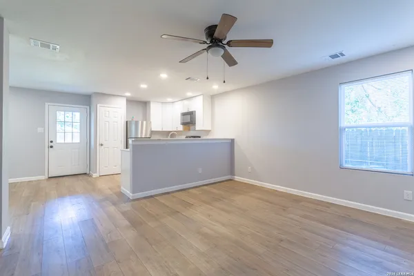 $1,500 | 315 Bundy Street, Unit 2, San Antonio, TX 78220