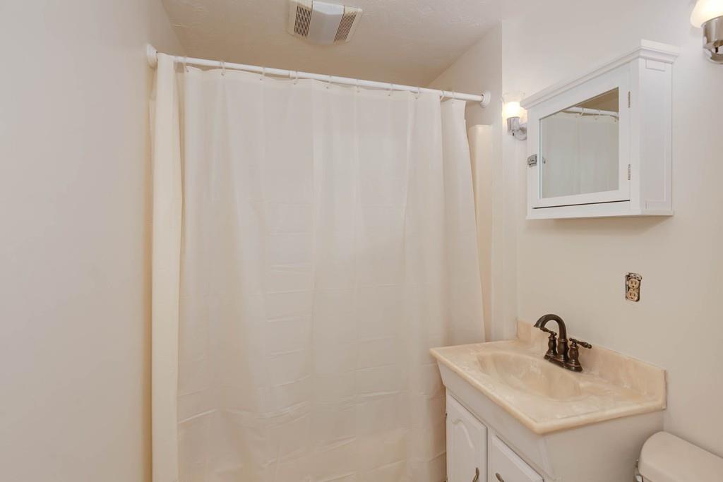 9 Gloucester Road Grafton, MA 01536 - Photo 21 of 31 Gallery Image 21