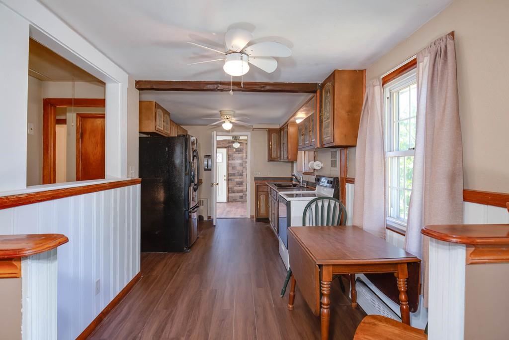 9 Gloucester Road Grafton, MA 01536 - Photo 10 of 31 Gallery Image 10