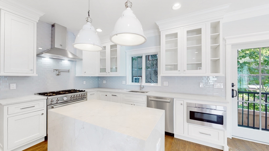 101 Sumner Road, Unit 2 Brookline, MA 02445 - Photo 6 of 15
