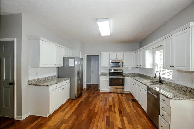 $3,000 | 435 Chandler Court, Sugar Hill, GA 30518