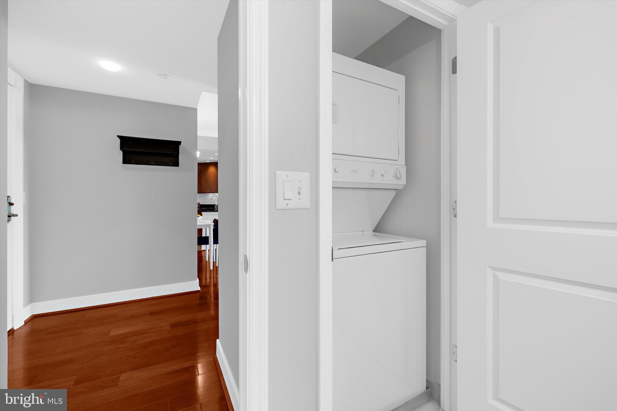 5 Park Place, Unit 702 Annapolis, MD 21401 - Photo 24 of 55 a view of walk in closet