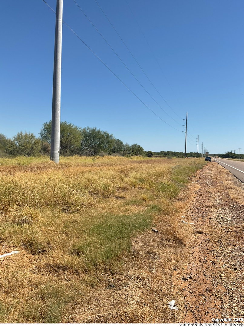3510 Fm 468 Cotulla, TX 78014 - Photo 5 of 8