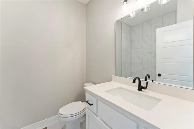 $344,468 | 1222 Southeast Windbreak Drive, Lee's Summit, MO 64081