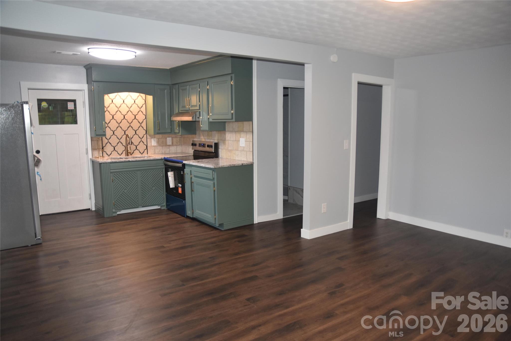 139 Robinhood Road Hartsville, SC 29550 - Photo 8 of 25 Gallery Image 8