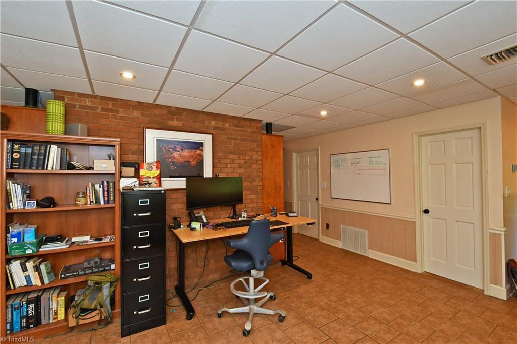 4300 Falcon Road Winston-Salem, NC 27106 - Photo 17 of 30 Gallery Image 17