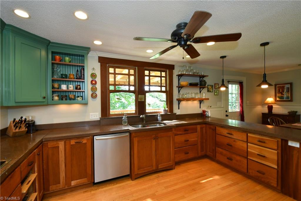 4300 Falcon Road Winston-Salem, NC 27106 - Photo 6 of 30 Gallery Image 6