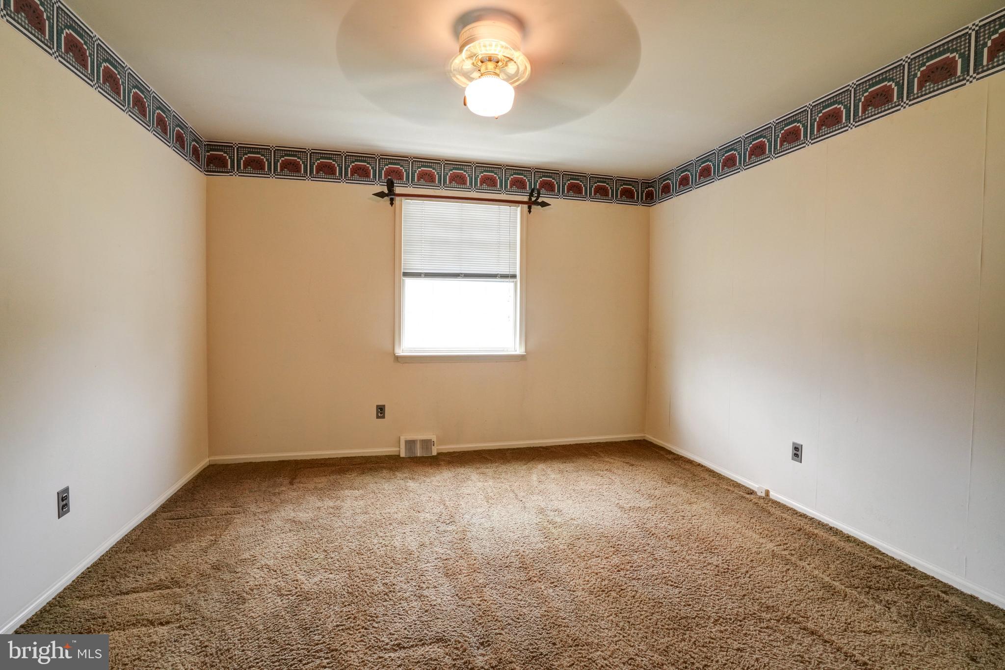 70 St Davids Road Springfield, PA 19064 - Photo 21 of 39 a view of empty room with window