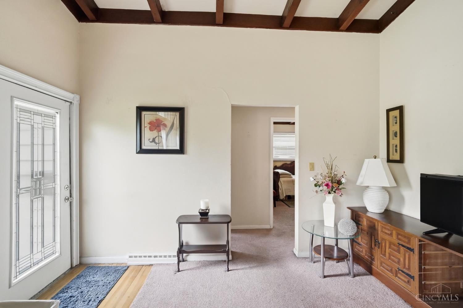 8084 Stillwell Road Cincinnati, OH 45237 - Photo 5 of 53