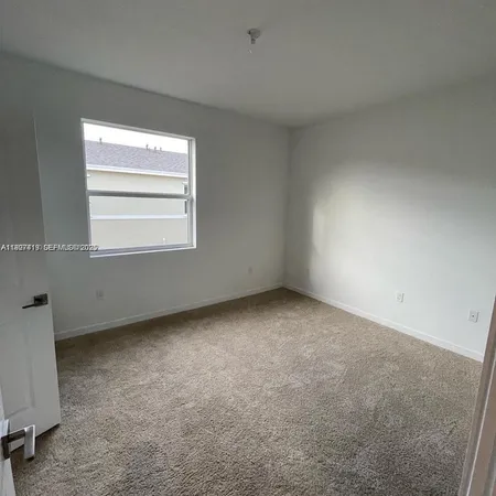 $2,000 | 440 Northeast 4th Street, Unit 440, Florida City, FL 33034