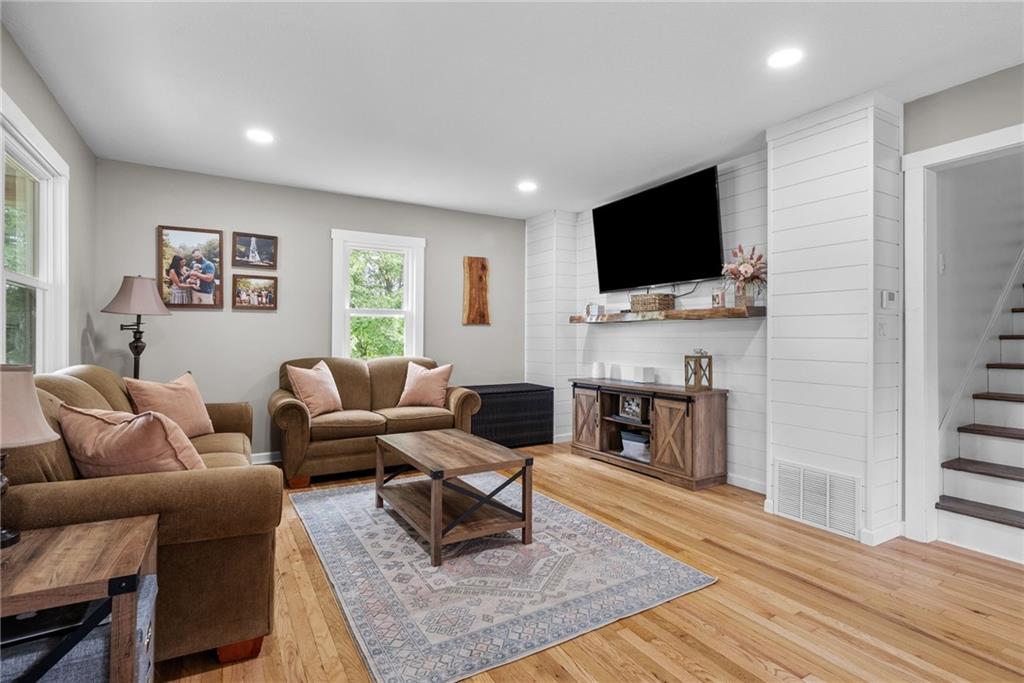 907 Center Church Road New Castle, PA 16101 - Photo 8 of 50 Gallery Image 8