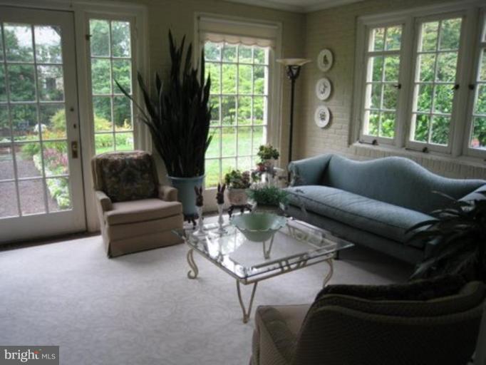 105 Charlcote Road Baltimore, MD 21218 - Photo 18 of 30 Family Room #2