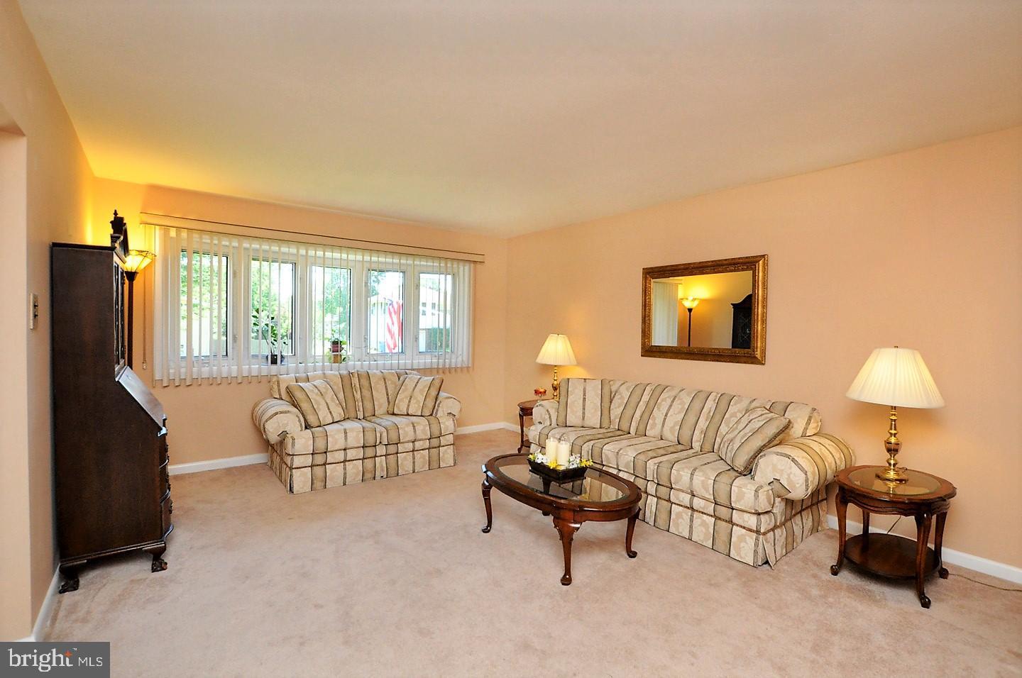 804 Brighton Road Cherry Hill, NJ 08034 - Photo 3 of 31