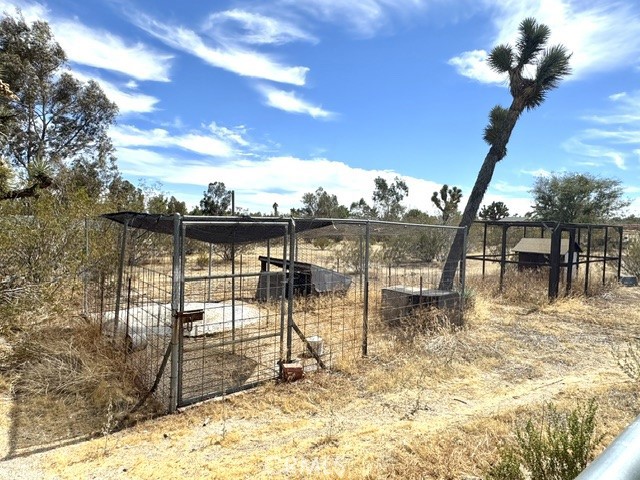 12285 Riggins Road Phelan, CA 92371 - Photo 11 of 18 Gallery Image 11