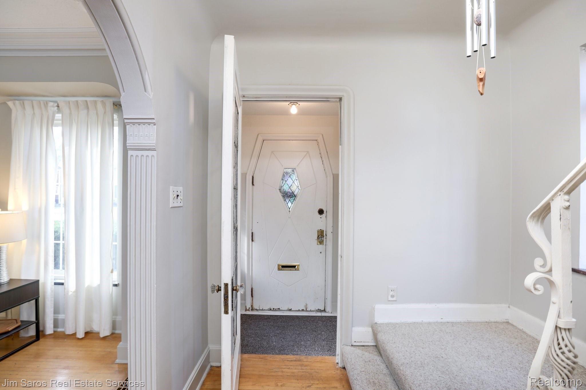 2-web-or-mls-3654 Balfour Street0001.jpg