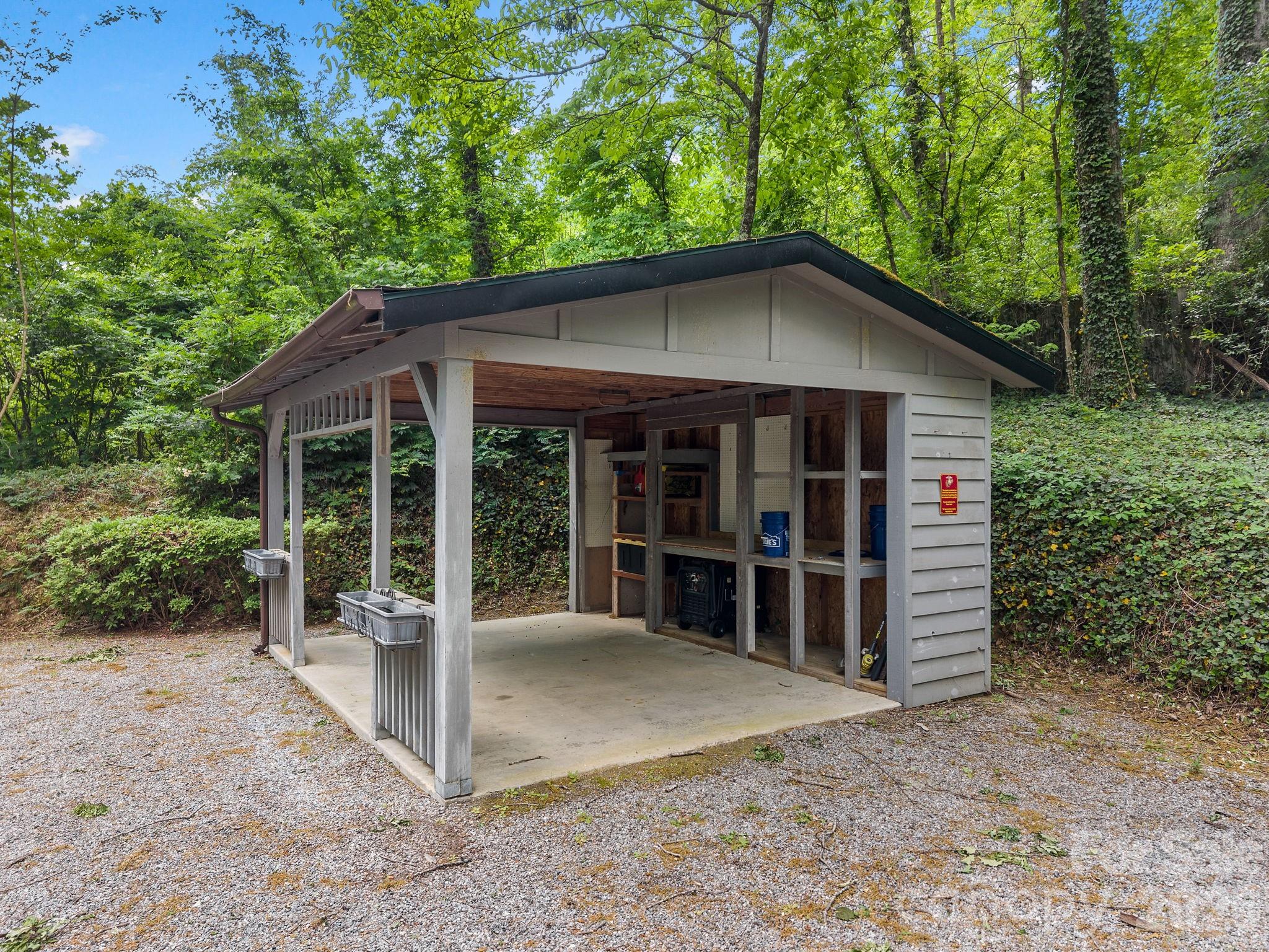41 Red Bird Road Tryon, NC 28782 - Photo 29 of 37