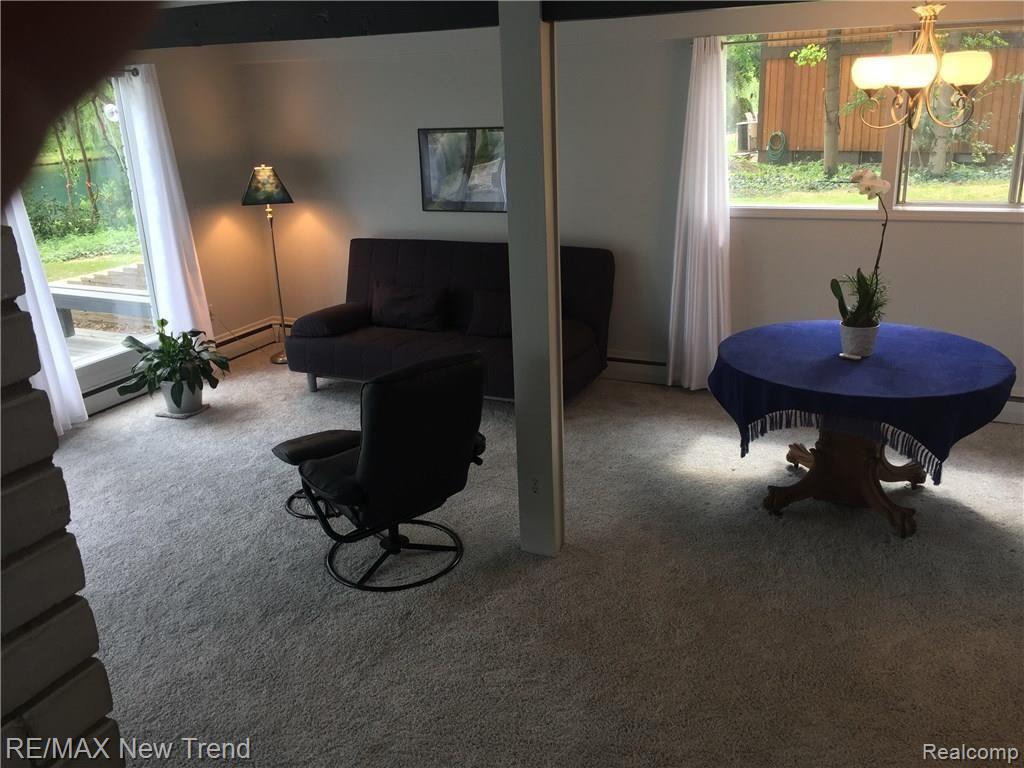 29765 Highmeadow Road Farmington Hills, MI 48334 - Photo 11 of 28