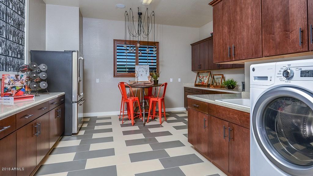 4277 East Weather Vane Road Gilbert, AZ 85296 - Photo 19 of 21 Elliot-Groves-Voyage-Breckenridge-3163-W