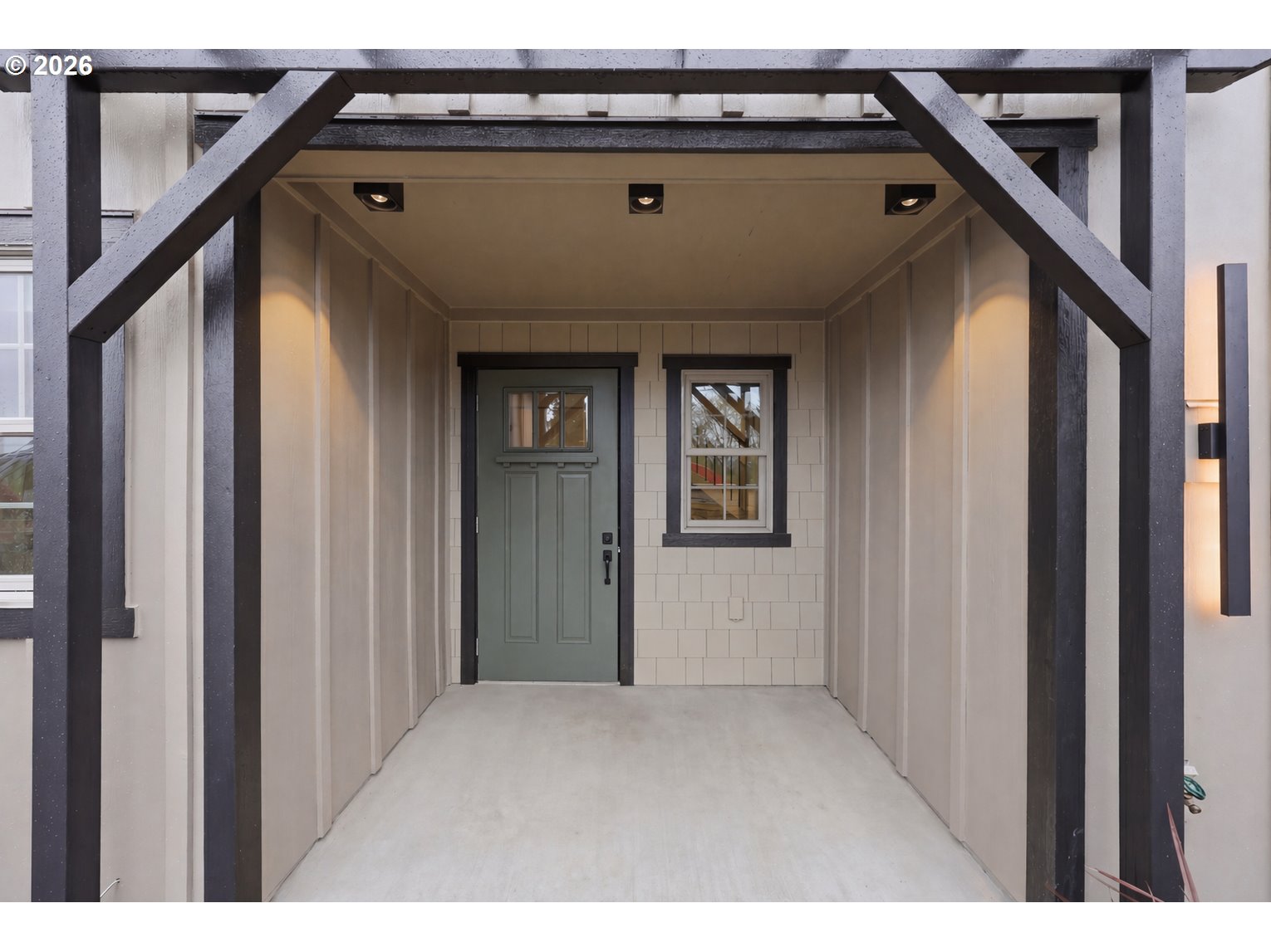 4194 Southeast View Acres Road, Unit 1 Milwaukie, OR 97267 - Photo 12 of 16 Covered Patio