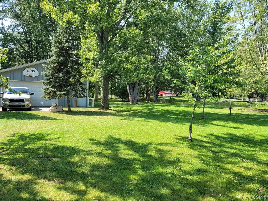 48722 Sugarbush Road Chesterfield, MI 48047 - Photo 32 of 41