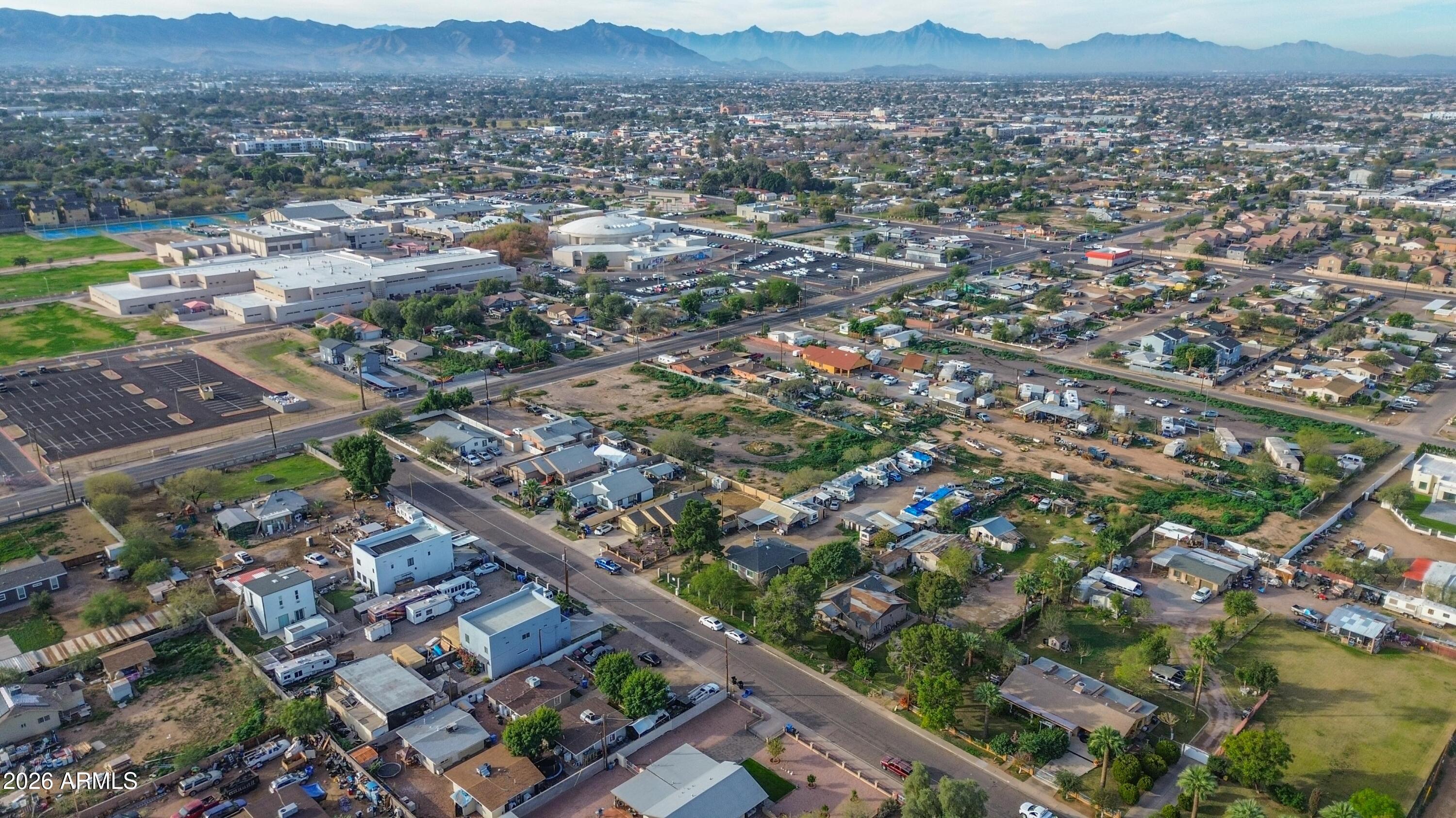 832 East Roeser Road Phoenix, AZ 85040 - Photo 12 of 47 DJI_0415