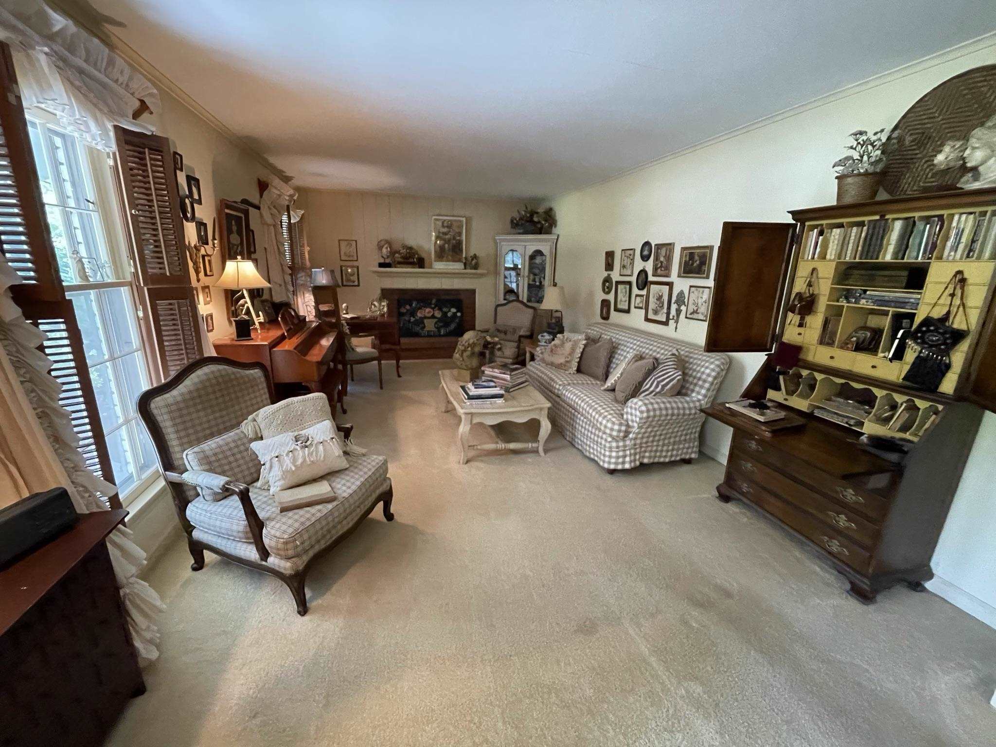 4633 St Joe Center Road Fort Wayne, IN 46835 - Photo 4 of 19 Gallery Image 4