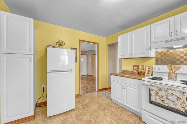 $515,000 | 3650 South Delaware Street, Englewood, CO 80110