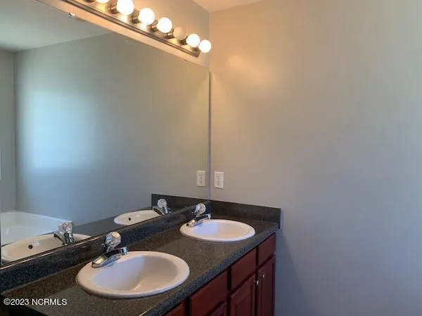$2,000 | 862 Blue Bird Drive, Vass, NC 28394