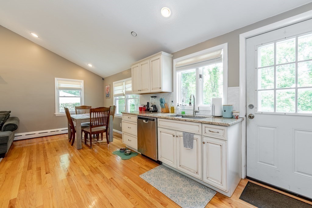 45 Slumber Lane Springfield, MA 01128 - Photo 8 of 19 Gallery Image 8