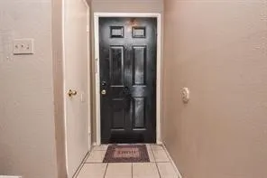 $1,450 | 8405 Wilcrest Drive, Unit 2700, Houston, TX 77072