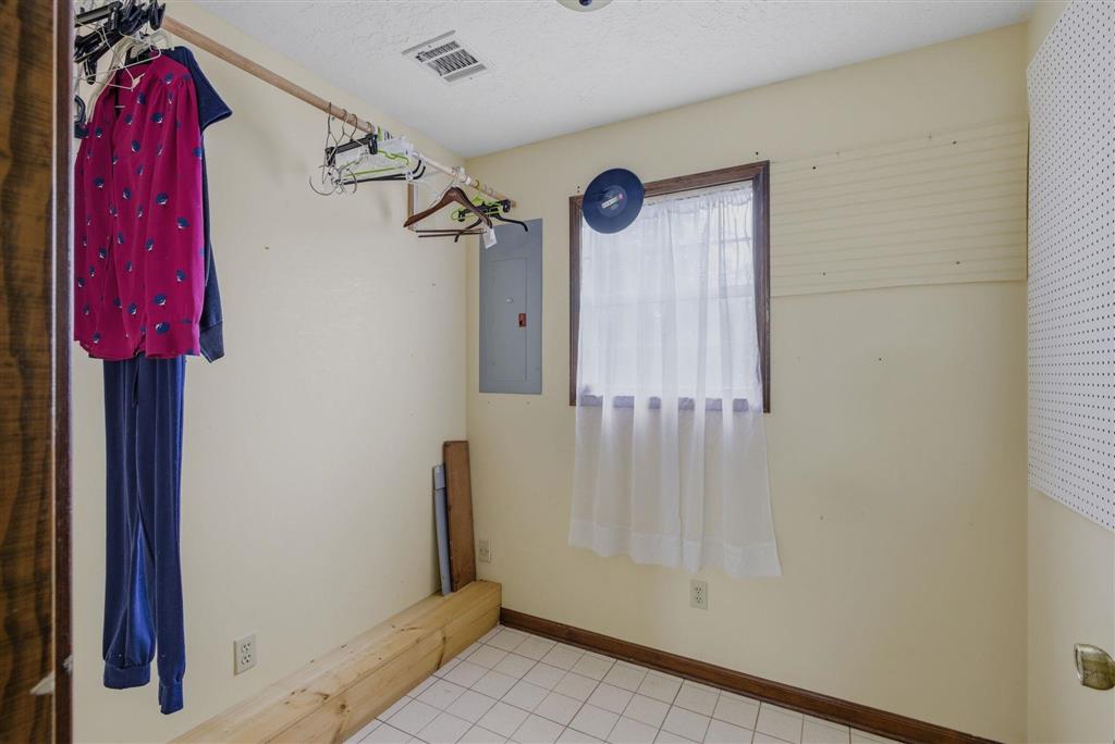 40 Poinsetta Road Sulphur, LA 70663 - Photo 11 of 21