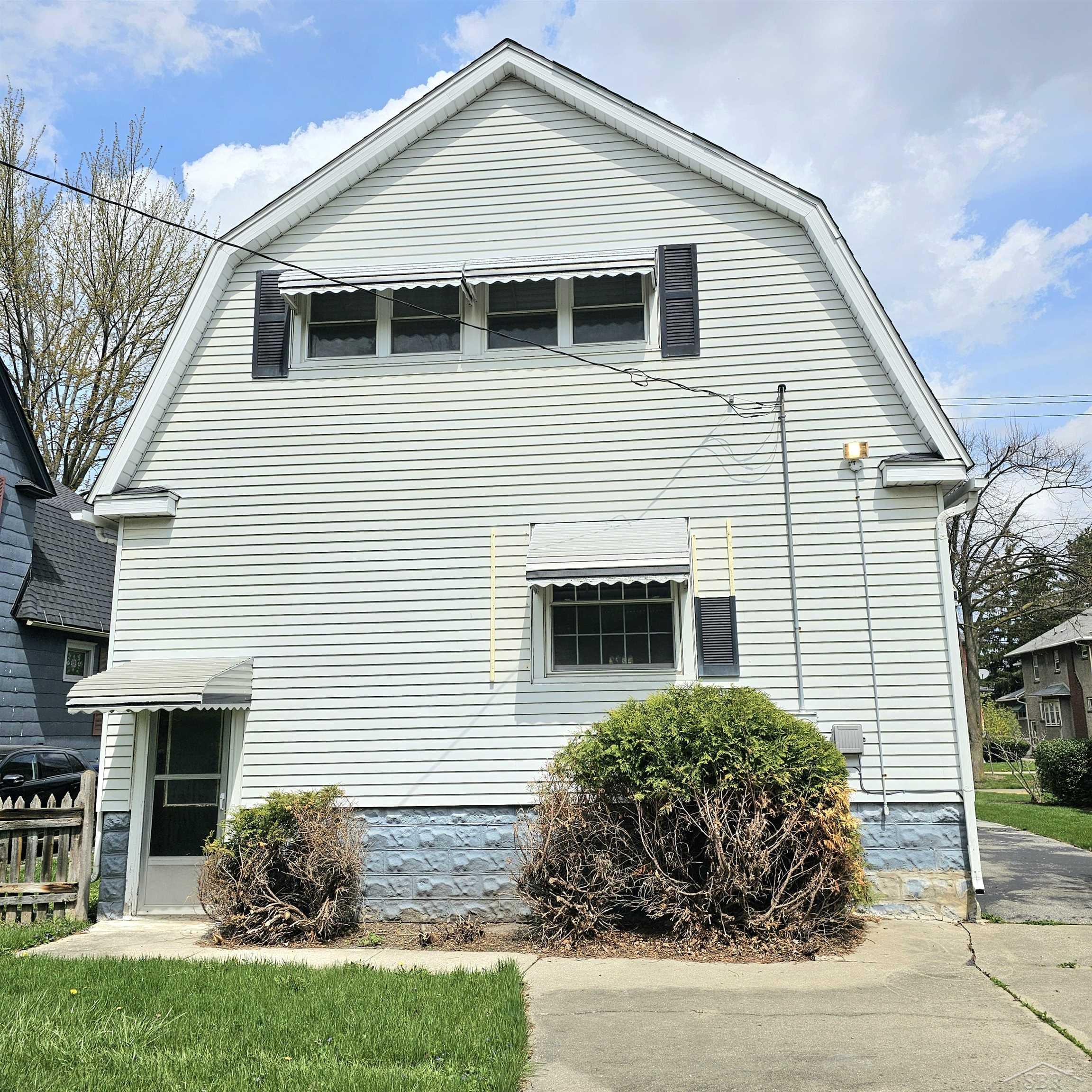 2108 6th Street Bay City, MI 48708 - Photo 2 of 20 Gallery Image 2