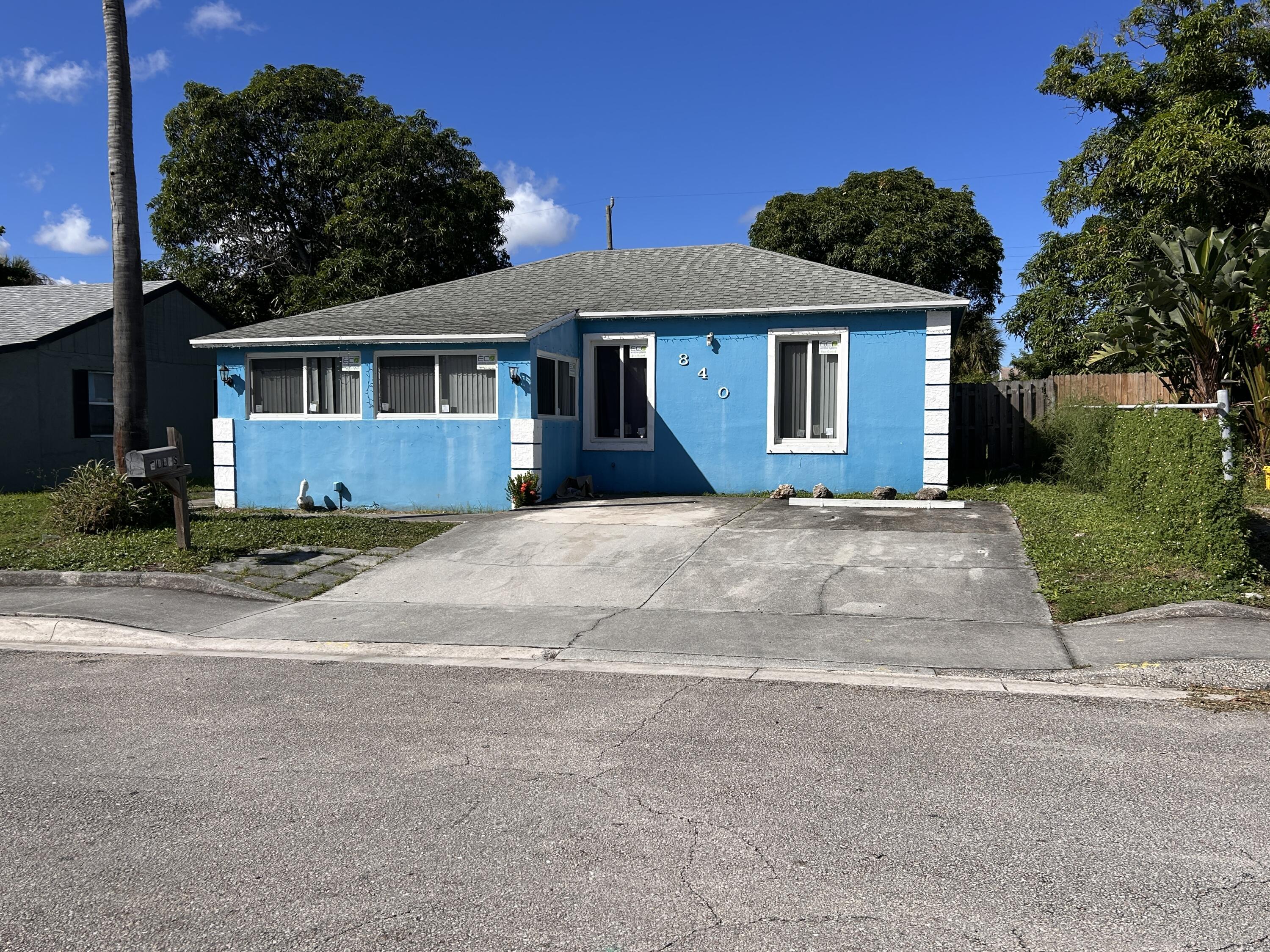 840 West 2nd Street Riviera Beach, FL 33404 - Photo 1 of 16 Front