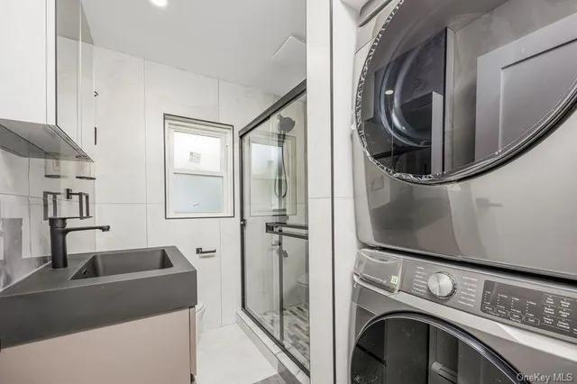 $939,000 | 335 Peninsula Boulevard, Cedarhurst, NY 11516