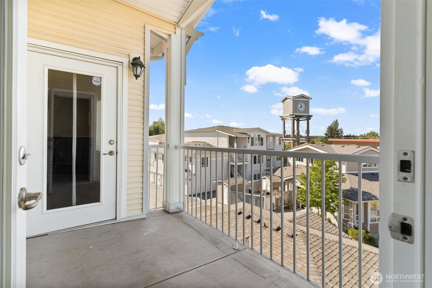 14915 38th Drive Southeast, Unit F3011 Bothell, WA 98012 - Photo 22 of 40 a view of a city from a balcony