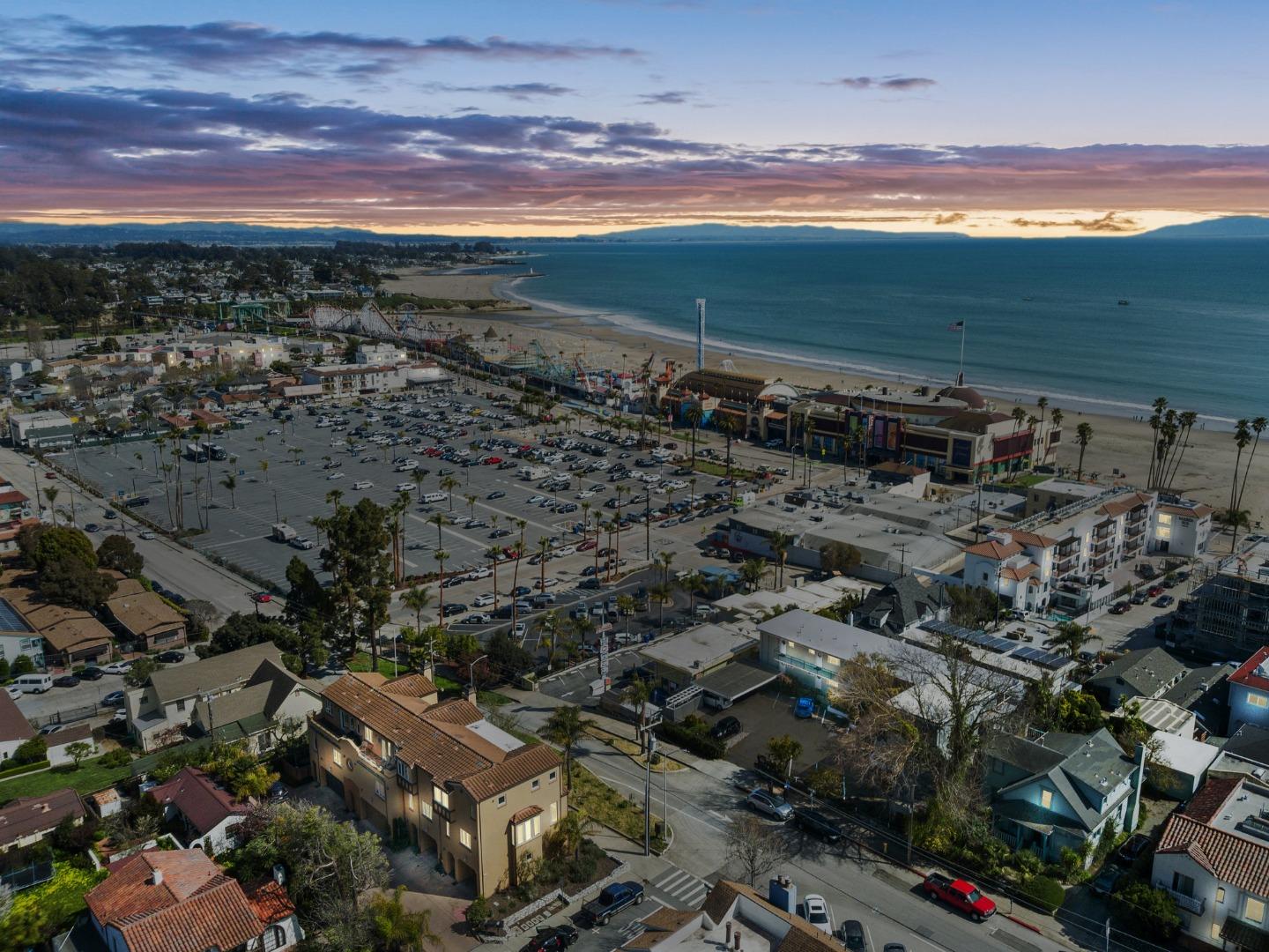 321 Second Street Santa Cruz, CA 95060 - Photo 7 of 34 a view of city and ocean
