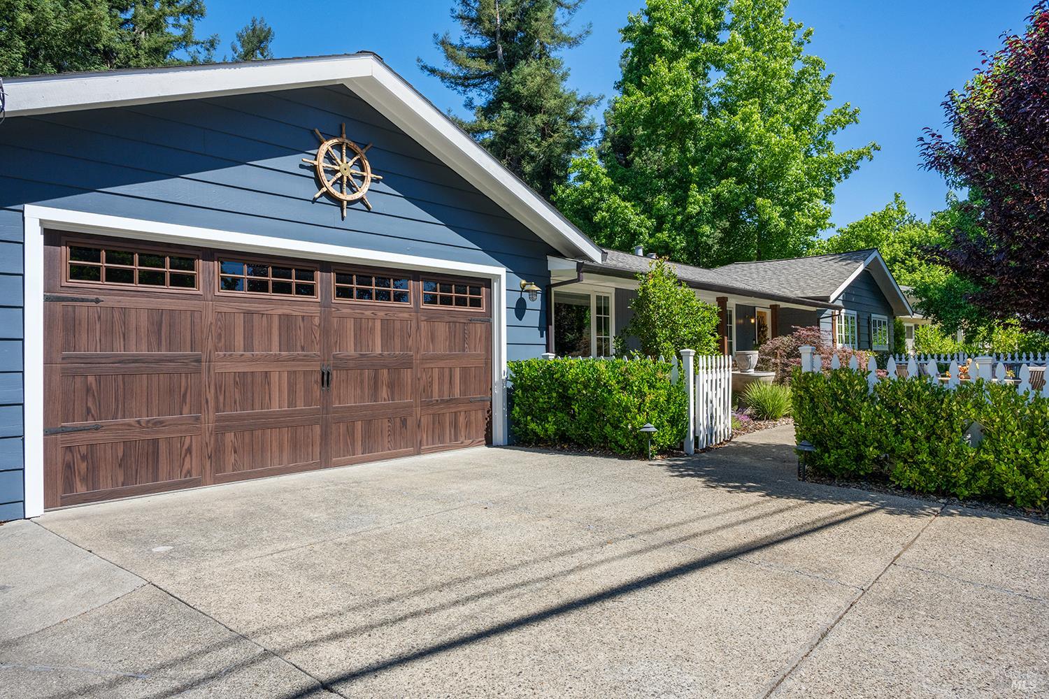 145 St James Drive Santa Rosa, CA 95403 - Photo 3 of 51